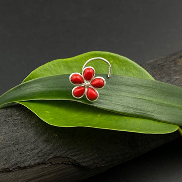 Red Petals Nose Pin